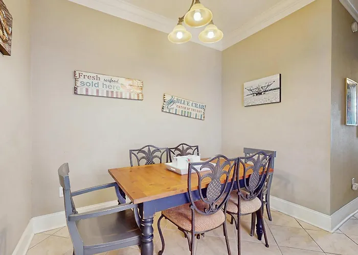 Lofted Getaway With Lovely Water Views Saltwater Pool & Multiple Decks Holiday home *