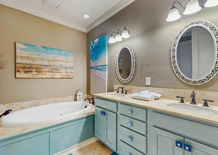 Lofted Getaway With Lovely Water Views Saltwater Pool & Multiple Decks * Gulf Shores