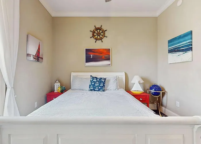 Holiday home Lofted Getaway With Lovely Water Views Saltwater Pool & Multiple Decks Gulf Shores