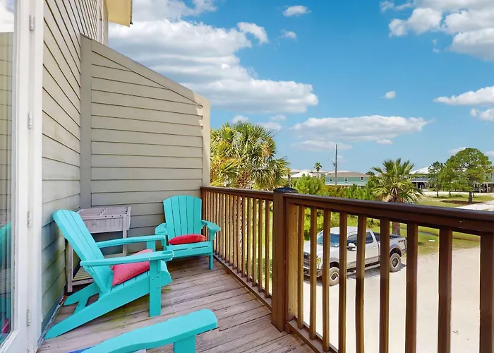Holiday home Lofted Getaway With Lovely Water Views Saltwater Pool & Multiple Decks Gulf Shores
