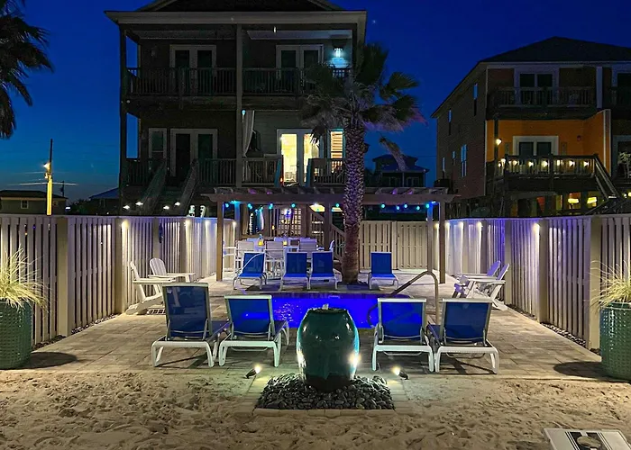 Lofted Getaway With Lovely Water Views Saltwater Pool & Multiple Decks *