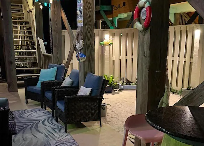Lofted Getaway With Lovely Water Views Saltwater Pool & Multiple Decks * Gulf Shores